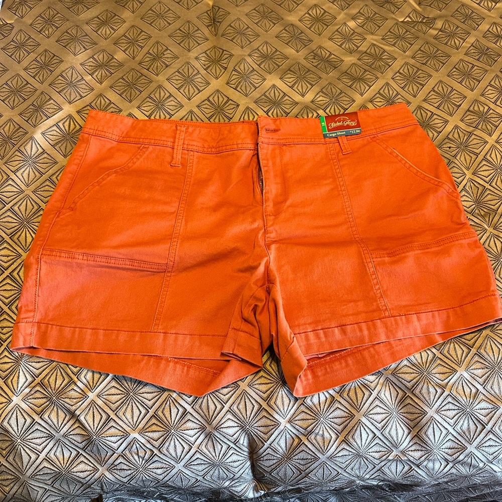 Faded Glory women’s cargo shorts rust/peach colored size 18 NWT